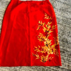 Beautiful silk, banana republic, pencil skirt